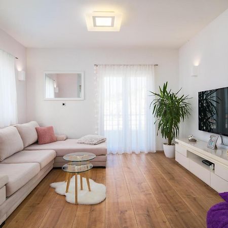 Apartment Toma Podstrana Luaran gambar