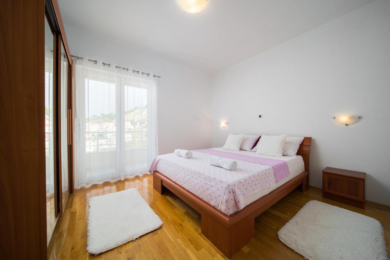 Apartment Toma Podstrana Luaran gambar