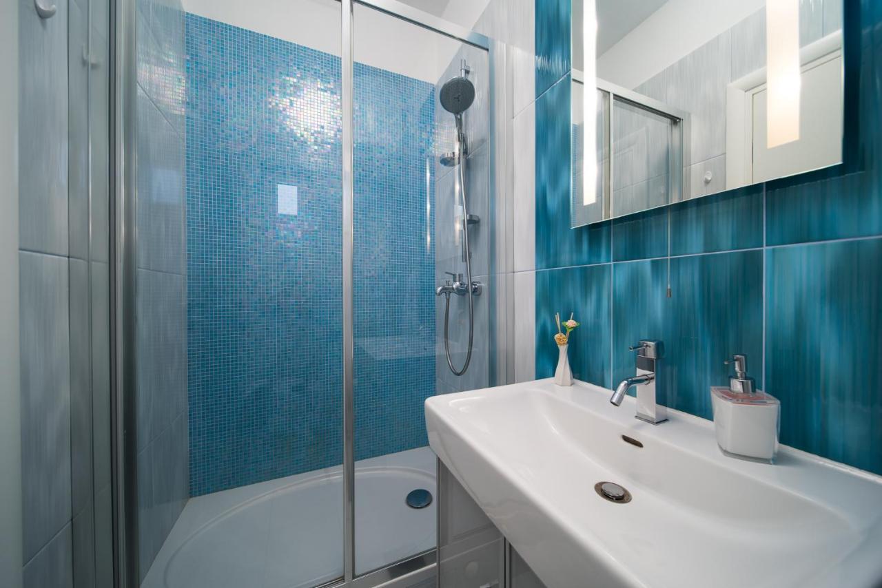 Apartment Toma Podstrana Luaran gambar