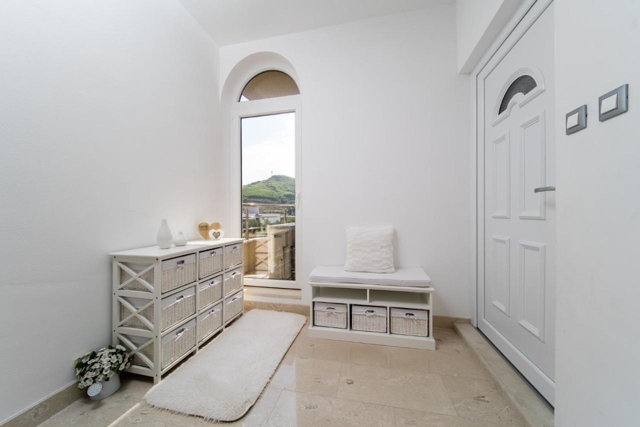 Apartment Toma Podstrana Luaran gambar